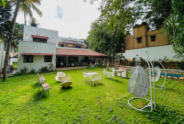 Casa Blu Spacez Pool Villa 4