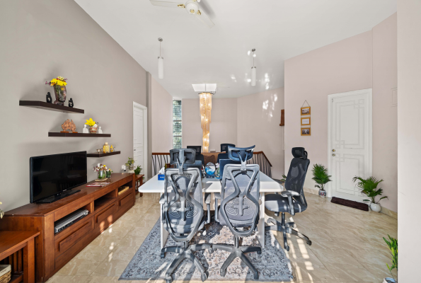 Natures Novelle Spacez Luxury Villa