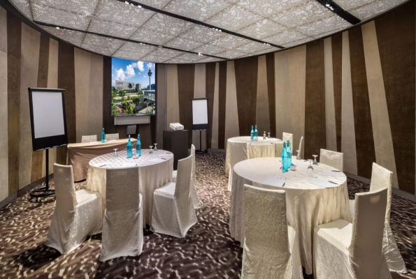 Crowne Plaza Changi Airport