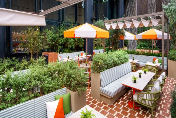 Crowne Plaza Changi Airport 5