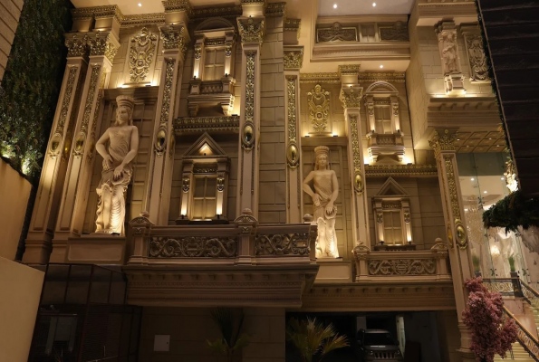 Golden Dream Banquet