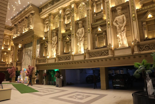 Golden Dream Banquet
