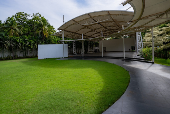 VGP Heritage Beach Lawn 4