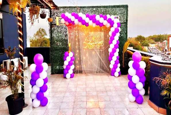 Skyzone Rooftop Restaurant 4