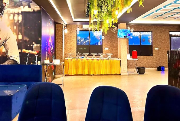 Skyzone Rooftop Restaurant 4