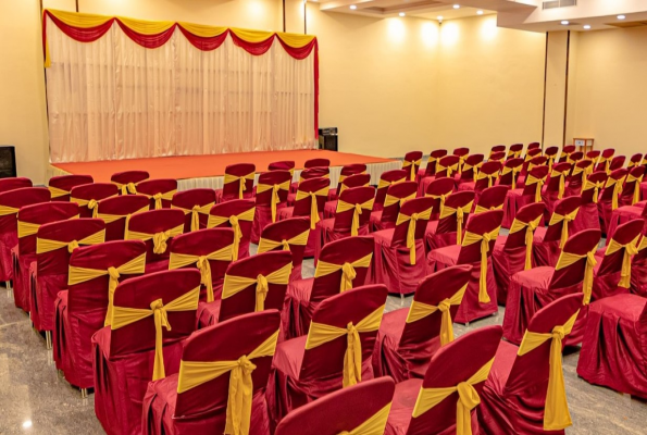 Hotel Srm Grandeurs 3