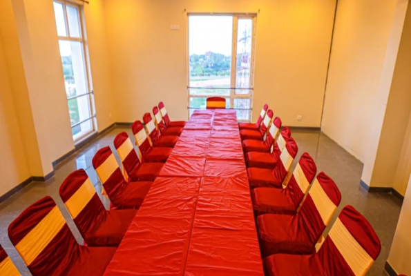 Hotel Srm Grandeurs 2