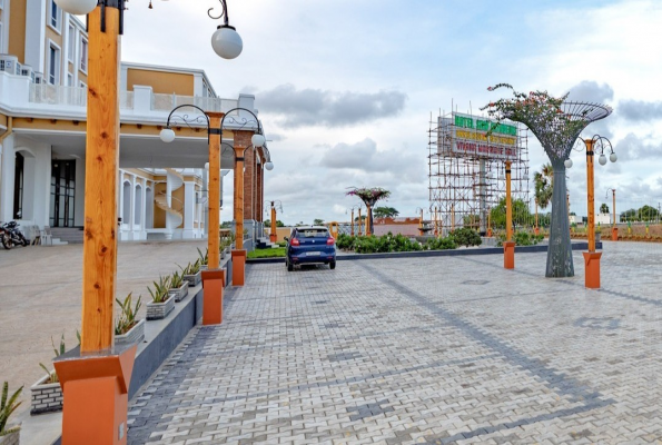 Hotel Srm Grandeurs 5