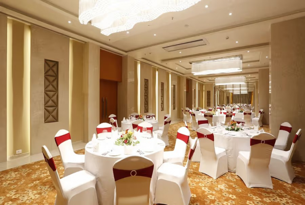 Nataraj Sarovar Portico