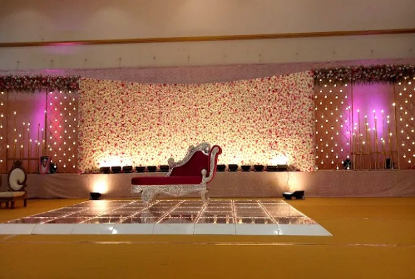 Shri Vasavi Mithra Mahal