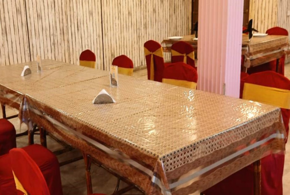 Hotel Maan Residency 4