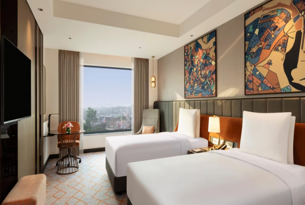 Crowne Plaza Lucknow By Ihg 3