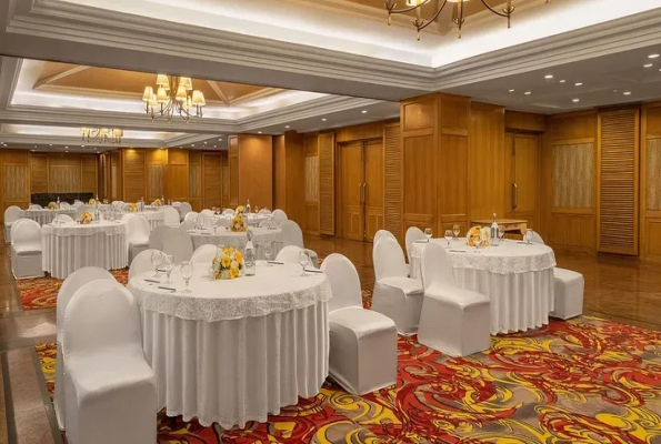 Sarovar Portico Surajkund 5