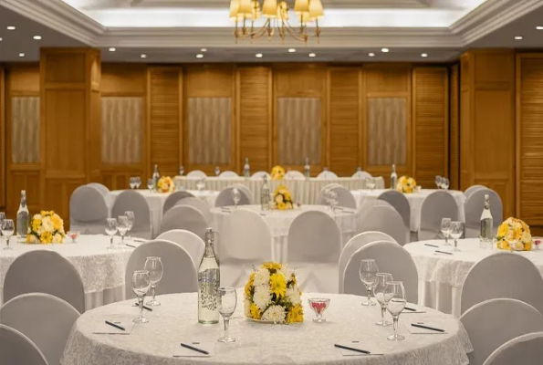 Sarovar Portico Surajkund 4