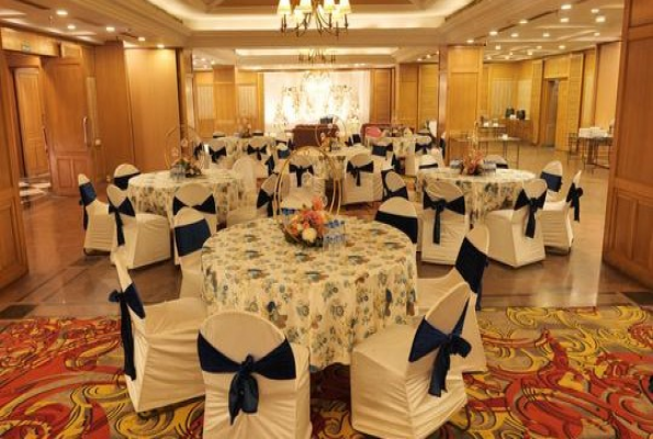 Sarovar Portico Surajkund 4