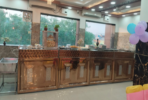 Anant One Hotel & Banquet 4