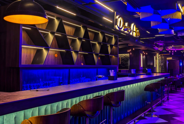 Drunken Affair Rooftop & Lounge 1