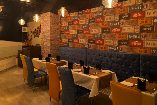 Moti Mahal Delux Sapphire Mall 2