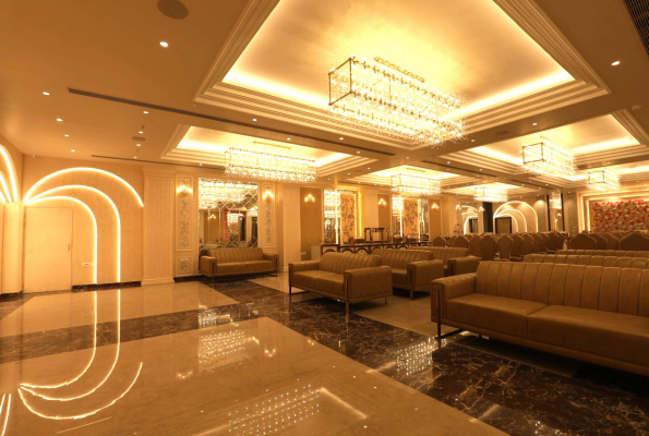 Pearl Courtyard