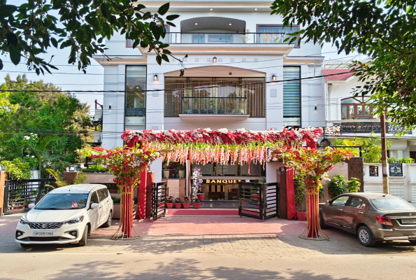 Hotel Vardaan Inn