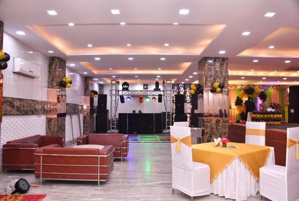 Radiant Hotel And Banquet