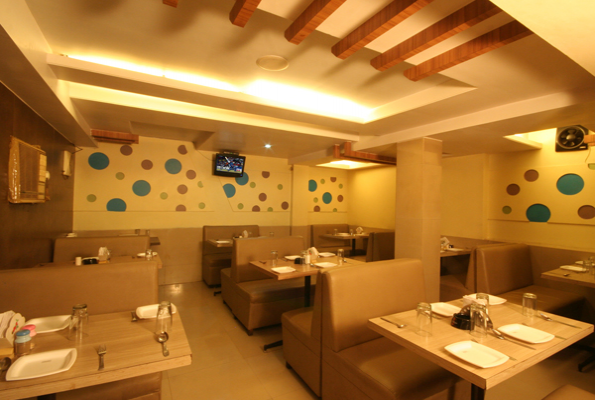 Malvan Tadka Restaurant & Bar at Hotel Ratna Palace Residency