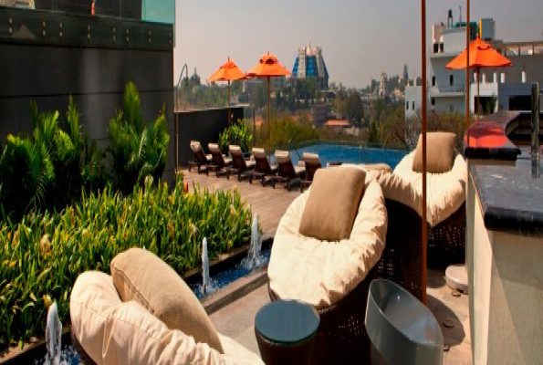 Pool Bar at Sheraton Hotel