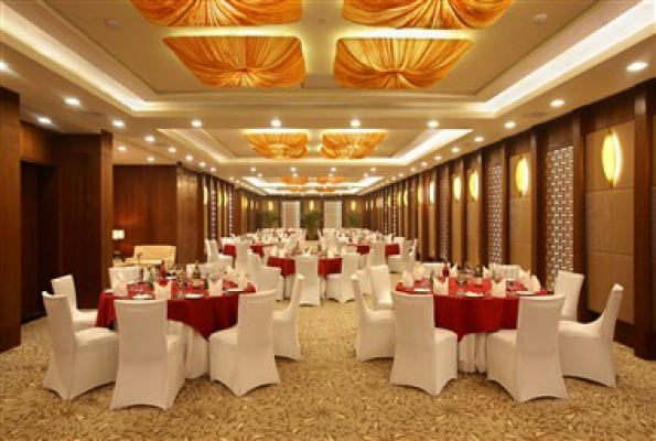 Emerald at Crowne Plaza New Delhi Okhla