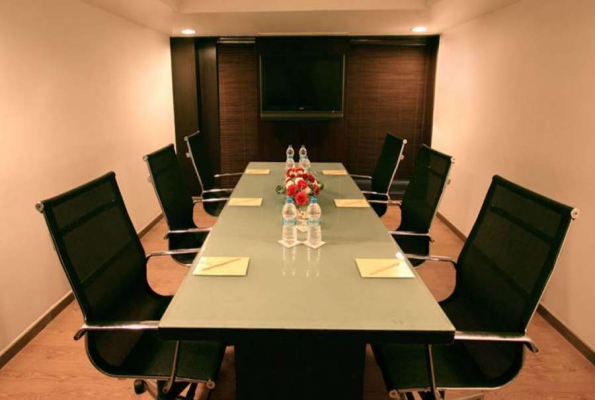 Quartz Boardroom at Iris