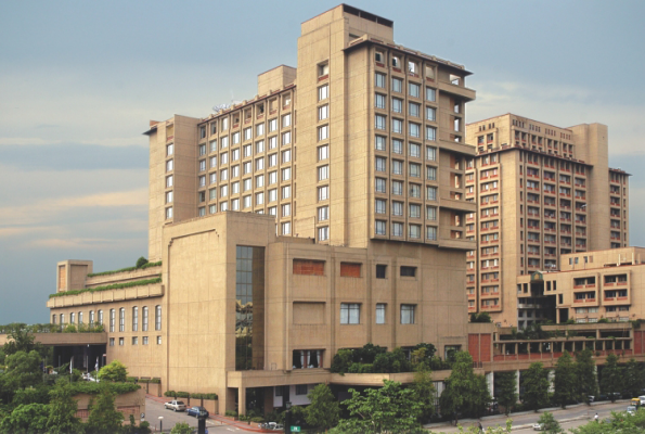 Lutyens Lounge at Eros Hotel