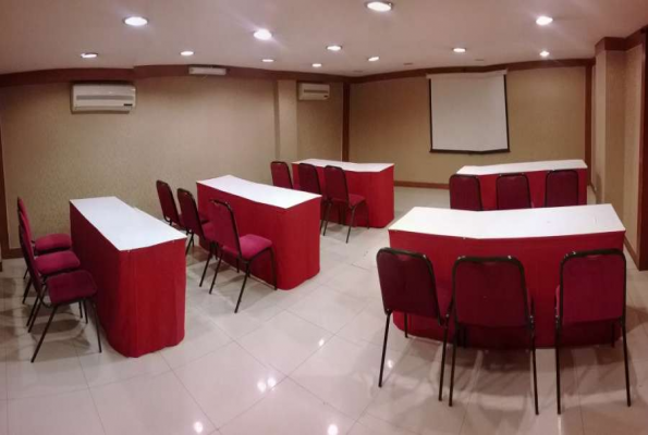 Board Room II at Shilton Royale Hotel