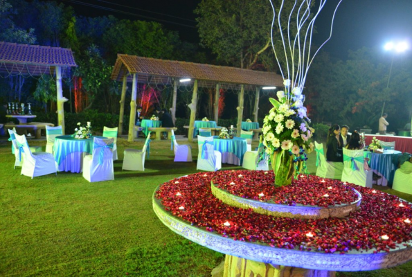 Pool Side Party Space at Luthra Farm