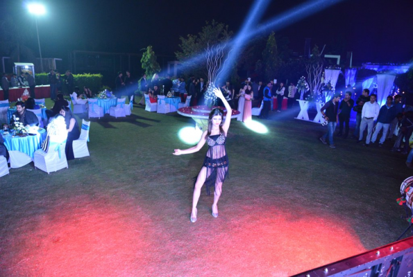 Pool Side Party Space at Luthra Farm