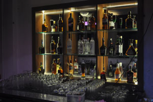 The Style Icon Bar at Majestica Inn