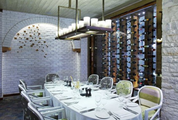 Favola Restaurant at Le Meridien