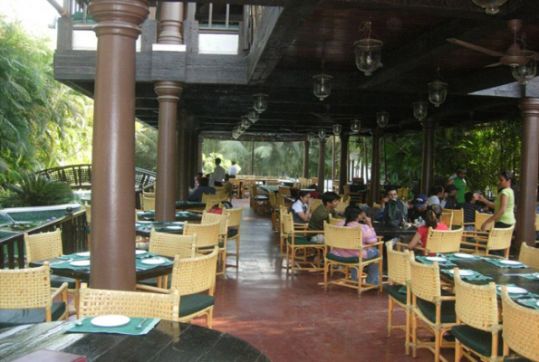 Ginger Lounge at Parnakuti Resorts