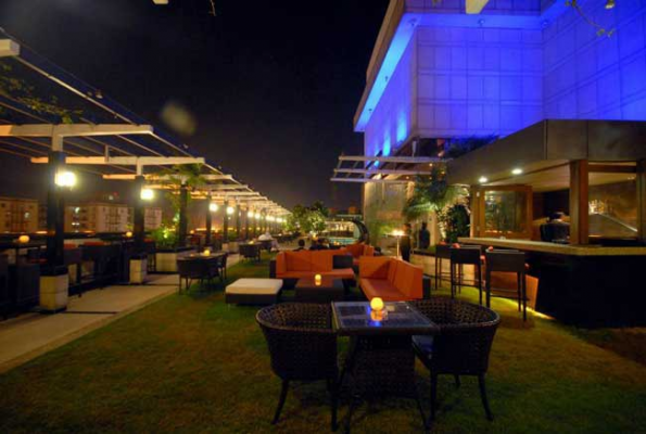 Skye Lounge at Park Plaza Gurgaon