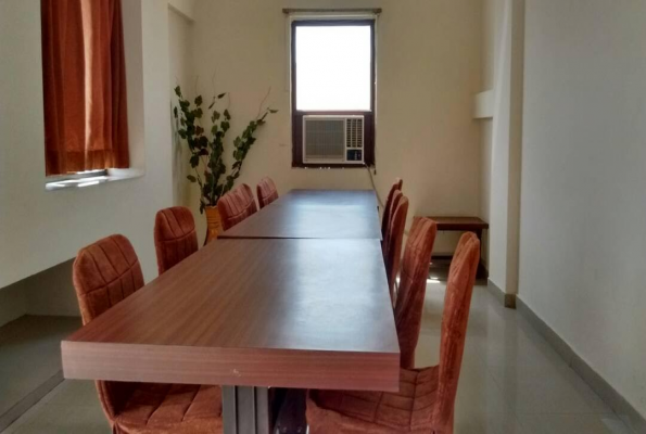 Hotel Maiden Residency