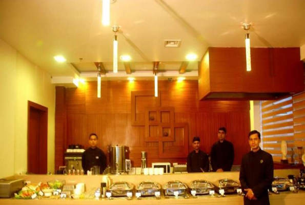Hotel Pi Suites