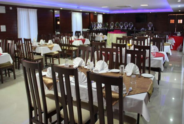 Fenix The On Site Multi Cuisine Restaurant at Sunray Hotel