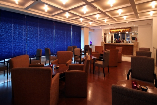 Lounge Bar at Radisson Jaipur City Center