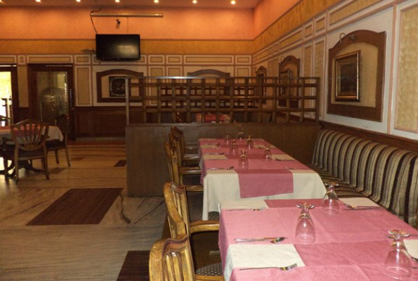 Daawate Restaurant at Hotel Shiraaz