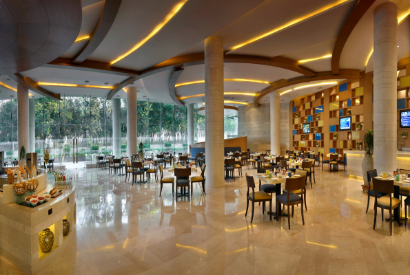 24x7 Restaurant at The Lalit Chandigarh