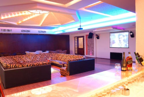The Lounge at Hotel KK Royal