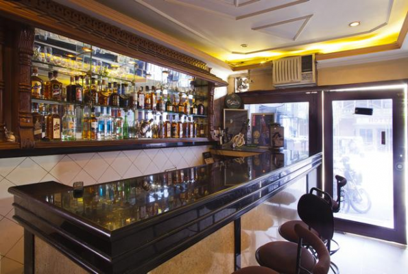 Maharani Express Bar at Hotel Maharani Palace