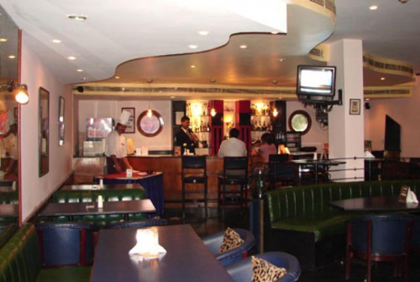 Scarlet Bar at Hotel Hawa Mahal