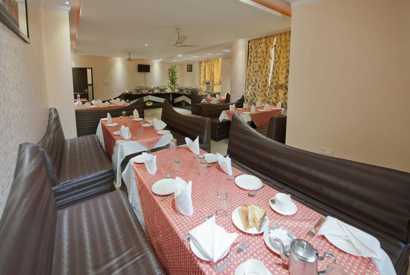 Restaurant at Hotel Tirupati Palace