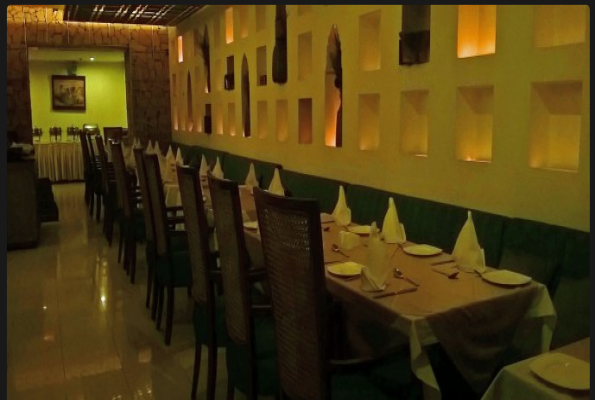 Hightz Restaurant & Bar at Hotel Mansingh Jaipur
