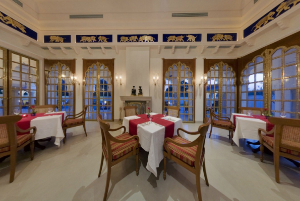 Rajmahal Restaurant at The Oberoi Rajvilas