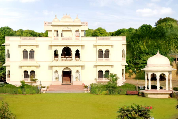 Central Lawn at Pride Amber Villas Resort